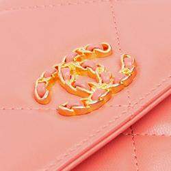 Pre Owned محفظة شانيل \"19\" جلد الضأن مبطن وردي مع سلسلة