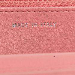 مملوكة مسبقًا محفظة شانيل سلسلة على شريط كامليا جلد خروف منقوش زهري بماركة CC