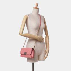 Pre Owned Chanel Pink Quilted Calfskin Straight Lined Flap