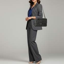 مملوكة مسبقًا Chanel Classic Double Flap Large Black Caviar Leather Shoulder Bag