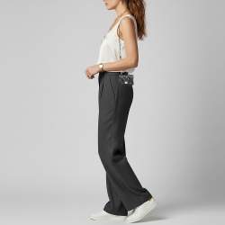 مملوكة مسبقًا Chanel Classic Black Quilted Caviar Leather Coin Purse with Chain