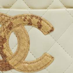 Pre Owned محفظة عملات شانيل كامبون لاين جلد مبطن أوف وايت