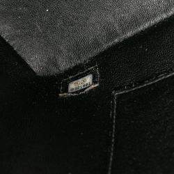 Pre Owned حقيبة يد شانيل ميداليون كافيار سوداء