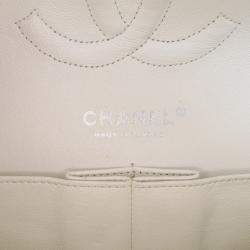 Pre Owned Chanel White Medium Classic Caviar Double Flap