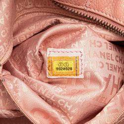 Pre Owned Chanel Pink Small Choco Bar Caviar Shoulder Bag