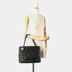 مملوكة مسبقًا Chanel Black Caviar Medallion Tote 