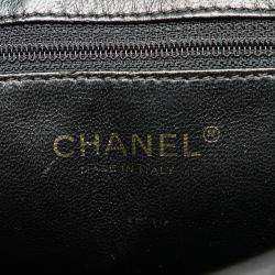 مملوكة مسبقًا Chanel Black Caviar Medallion Tote 