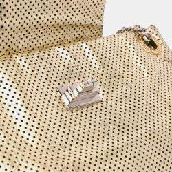 Pre Owned حقيبة يد توتس شانيل جلد عجل مثقوب متصدع معدني ذهبي درل