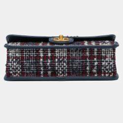 مملوكة مسبقًا حقيبة شانيل بلو تويد صغيرة "سكول ميموري" بيد علوية وغطاء