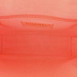 مملوكة مسبقًا حقيبة كاميرا شانيل وردية جلد الضأن مع شعار CC كريستال عملاق