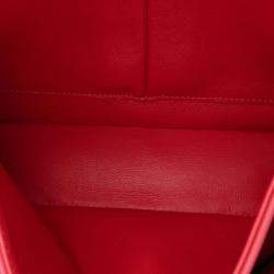 Pre Owned حقيبة شانيل وردي متوسط كلاسيك شيفرون جلد خروف مزدوجة قلاب