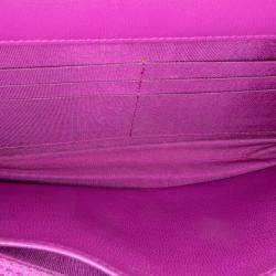 مملوكة مسبقًا محفظة شانيل بنفسجية من جلد الخراف كوكو مع سلسلة