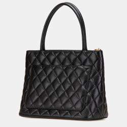 مملوكة مسبقًا Chanel Black Caviar Medallion Tote