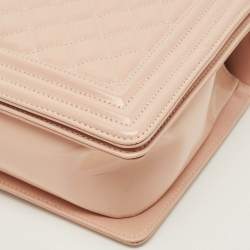 Pre Owned حقيبة شانيل بوي قلاب جلد براءة مبطن وردي ميتاليك وسط جديد