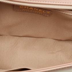 Pre Owned حقيبة شانيل بوي قلاب جلد براءة مبطن وردي ميتاليك وسط جديد