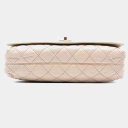 Pre Owned حقيبة شانيل فلاب سوفت أناقة جلد عجل مبطن أبيض متوسطة