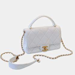مملوكة مسبقًا Chanel Pearl handle bag white with gold hardware