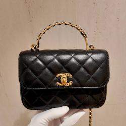 مملوكة مسبقًا Chanel 23B top-handle chain bag black with mixed hardware