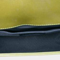 مملوكة مسبقًا Chanel Green Old Medium Tweed and Velvet Boy Flap