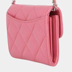 مملوكة مسبقًا Chanel Pink CC Quilted Lambskin Flap Card Holder on Chain