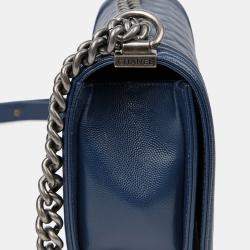 مملوكة مسبقًا Chanel Caviar Boy Medium Blue Leather Shoulder Bag