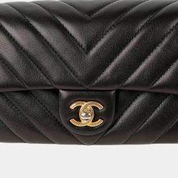 Pre Owned Chanel Chain Around Mini Black Leather Flap Shoulder Bag