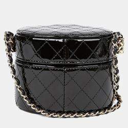 Pre Owned حقيبة شانيل فانتيتي مستطيلة صغيرة جلد أسود عبر الجسم