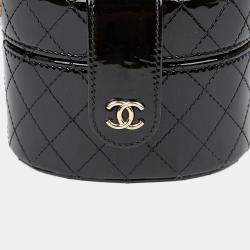 Pre Owned حقيبة شانيل فانتيتي مستطيلة صغيرة جلد أسود عبر الجسم