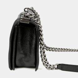 Pre Owned حقيبة شانيل بوي كتف متوسطة سوداء من الجلد