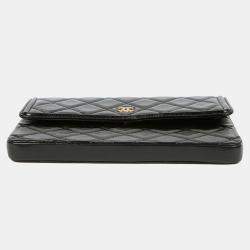 مملوكة مسبقًا حقيبة كلتش شانيل كلاسيكية جلد أسود