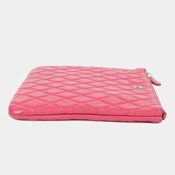 Pre Owned حقيبة كلتش شانيل جلد ضأن زهري وسط كلاسيكي