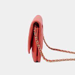 Pre Owned محفظة بسلسلة شانيل جلد كافيار بيضاء