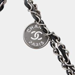 مملوكة مسبقًا حقيبة شانيل 22 جلد أسود كتف