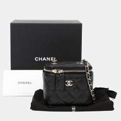 مملوكة مسبقًا Chanel Classic Mini Black Caviar Leather Vanity Bag