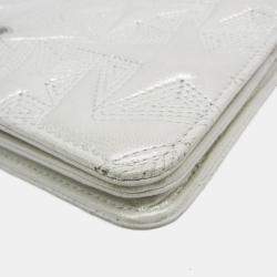 Pre Owned Chanel Star Emboss Lambskin Chain/Shoulder Wallet Silver
