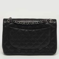 Pre Owned حقيبة شانيل جامبو كلاسيك جلد كافيار أسود مبطن بقلاب مزدوج