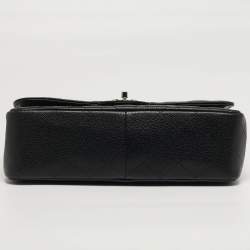 Pre Owned حقيبة شانيل جامبو كلاسيك جلد كافيار أسود مبطن بقلاب مزدوج