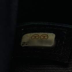 مملوكة مسبقًا Chanel Boy Medium Blue Quilted Patent Leather Flap Bag