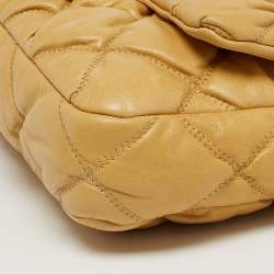 Pre Owned حقيبة شانيل قلاب جلد مبطن فقاعات أصفر صغيرة