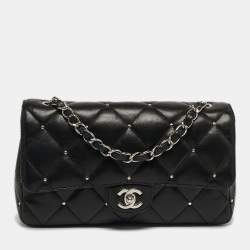 مملوكة مسبقًا حقيبة كتف شانيل ذات قلاب مفرد متوسط مثبت جلد مبطن