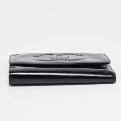 Pre Owned Chanel CC Timeless Black Patent Leather Trifold Wallet