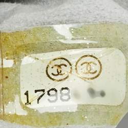 مملوكة مسبقًا Chanel CC O Silver Quilted Leather Phone Pouch