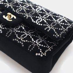 Pre Owned حقيبة شانيل كلاسيك قلاب مزدوج مخمل أسود مرصعة بالكريستال وحجم متوسط