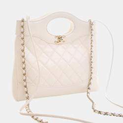 Pre Owned حقيبة تسوق شانيل ميني جلد خروف لامع 31