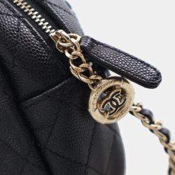 مملوكة مسبقًا Chanel Black Quilted Caviar CC Day Camera Bag
