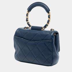 Pre Owned حقيبة رفرف شانيل جلْد حَمَل مُبَطَّن أَزْرَق صغير In The Loop