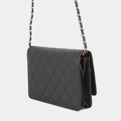 مملوكة مسبقًا محفظة بسلسلة شانيل كامبون جلد خروف سوداء