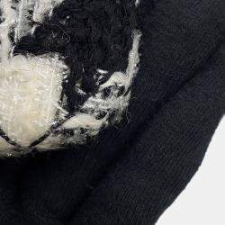 Pre Owned Chanel Cc Logo Clutch Bag Black/White Tweed