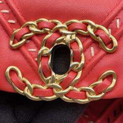 مملوكة مسبقًا Chanel Chanel19 Chain Shoulder Bag Red Lambskin