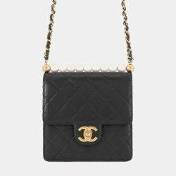 مملوكة مسبقًا Chanel Pearl Chain Shoulder Bag Black Lambskin